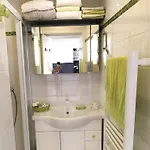 Splendide T2 Climatise A 50m De La Avec Piscine Et Parking - Fr-1-607-97 דירה