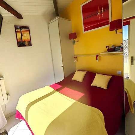 Splendide T2 Climatise A 50m De La Avec Piscine Et Parking - Fr-1-607-97 * Agde