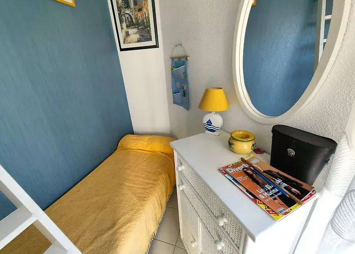 Splendide T2 Climatise A 50m De La Avec Piscine Et Parking - Fr-1-607-97 Agde