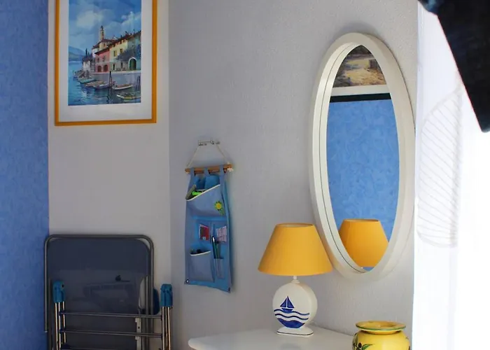 Splendide T2 Climatise A 50m De La Avec Piscine Et Parking - Fr-1-607-97 * Agde