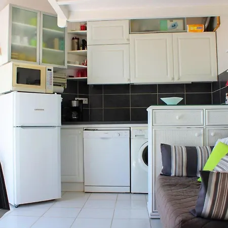 Splendide T2 Climatise A 50m De La Avec Piscine Et Parking - Fr-1-607-97 Apartment *