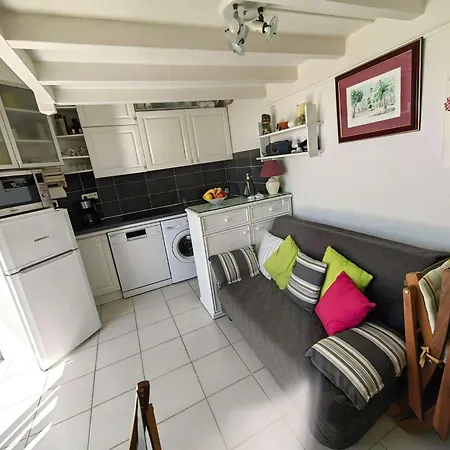 Splendide T2 Climatise A 50m De La Avec Piscine Et Parking - Fr-1-607-97 Apartment