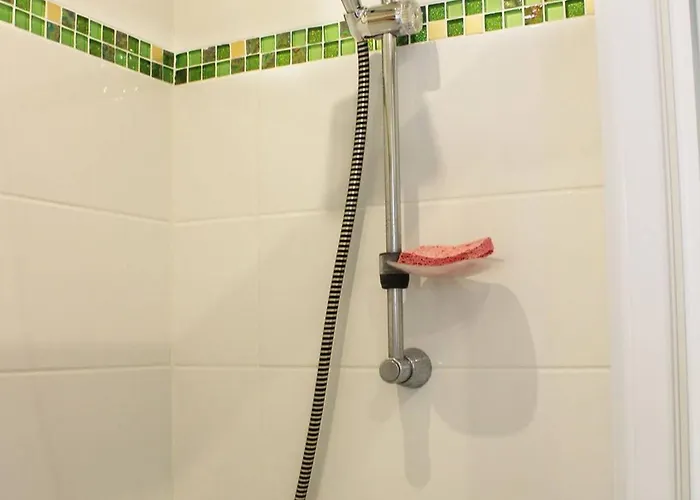 Superbe T2 Climatisé à 50m De La Plage, Piscine, Parking, 5 Pers - Fr-1-607-97 * Agde