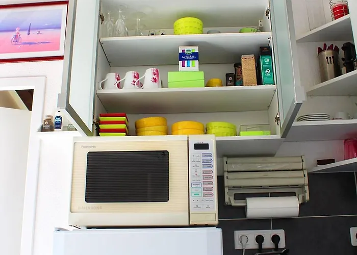 Apartment Splendide T2 Climatise A 50m De La Avec Piscine Et Parking - Fr-1-607-97 *